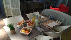 Breakfast area - Le Cadet de Gascogne (Saint-Justin)