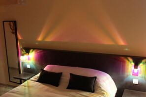 Chambre Double, 1 lit double | Coffres-forts dans les chambres, décoration personnalisée