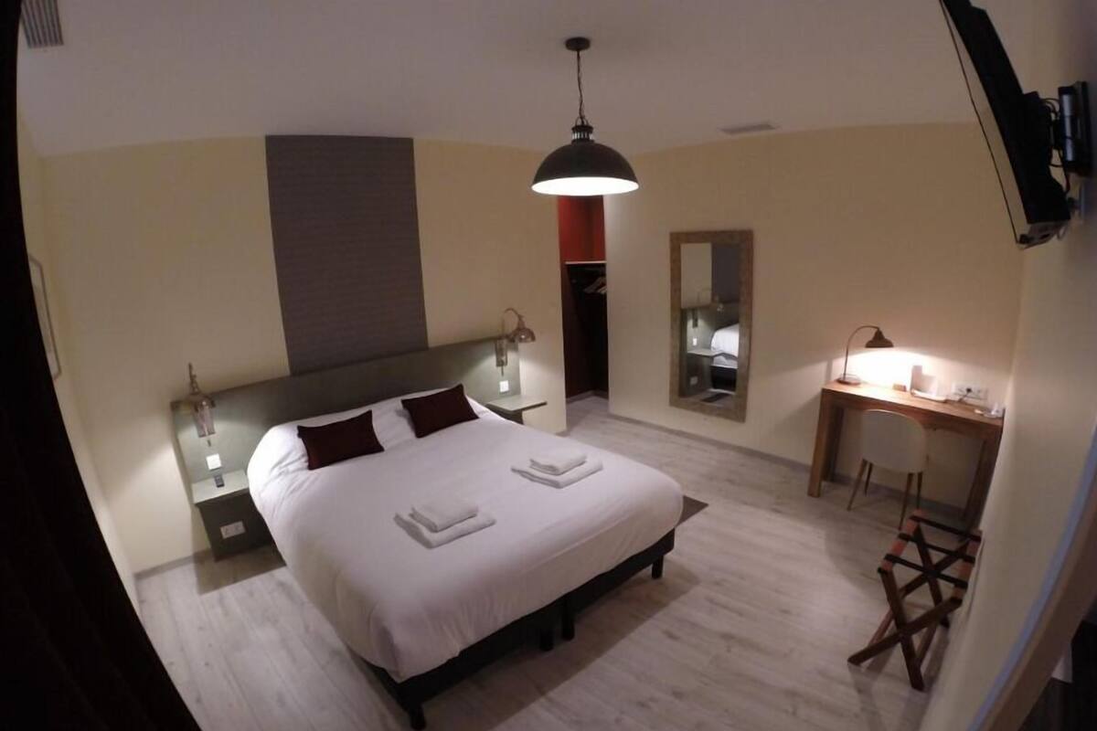Suite, 1 Queen Bed with Sofa bed | In-room safe, soundproofing, iron/ironing board (on request)