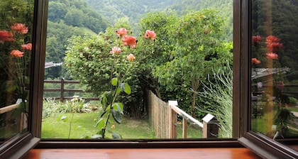 charming cottage at 900 m above sea level and 15 minutes from the ski resort Le Mourtis
