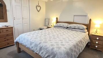 4 bedrooms, iron/ironing board, travel crib, WiFi