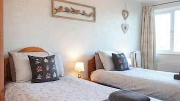 4 chambres, fer et planche Ă repasser, lit parapluie, Wi-Fi