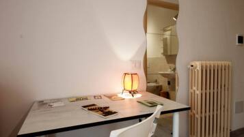 Classic-Dreibettzimmer, Balkon (Arancione) | Zimmerausstattung