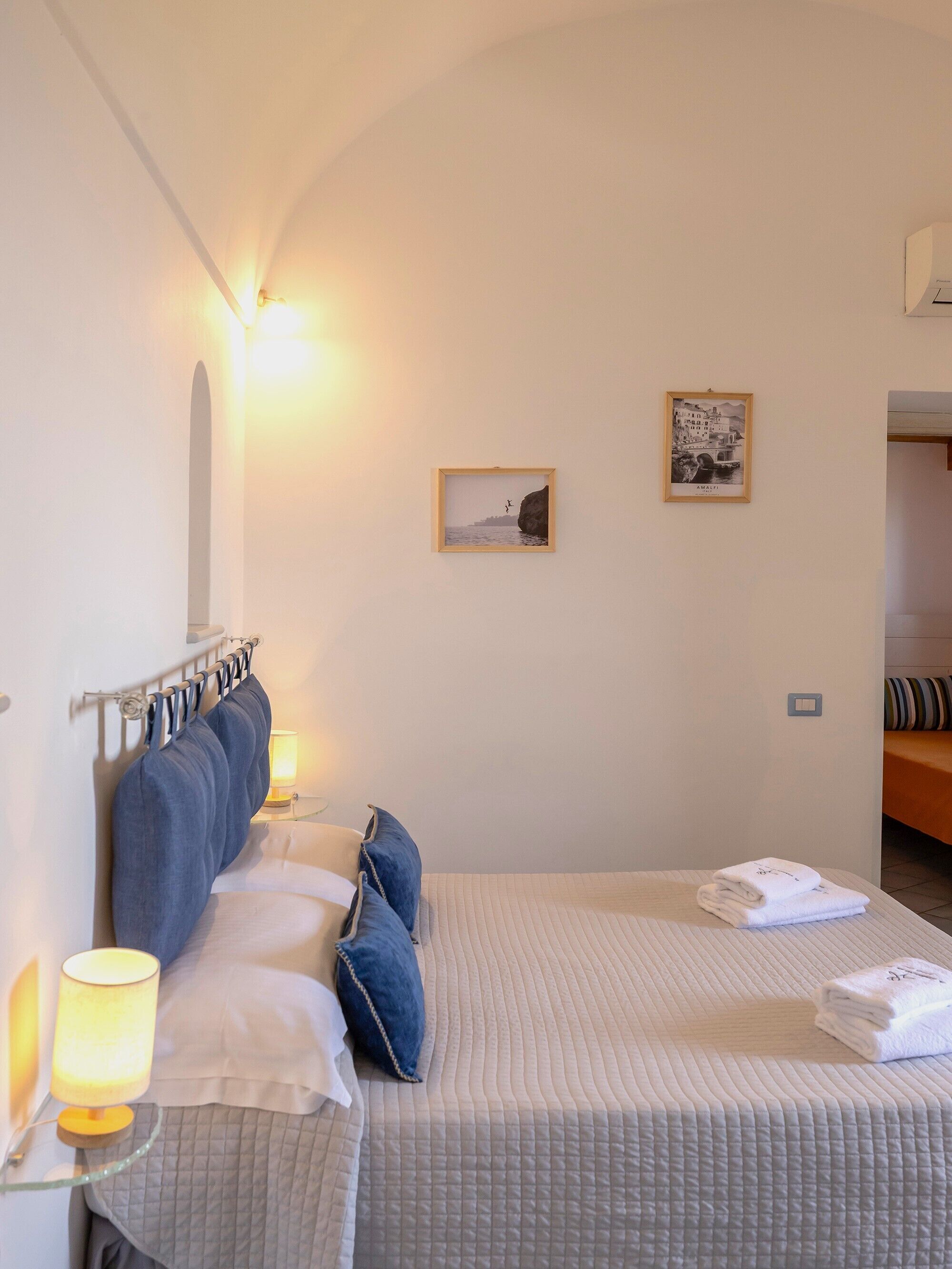 2 chambres, fer et planche à repasser, Wi-Fi gratuit, draps fournis