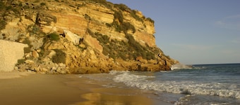 'Para aquellos que exigen mucho' ÁTICO ÚNICO de 3 camas 3min CAMINAR A LA PLAYA WiFi gratuito