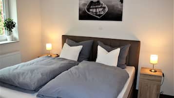 2 habitaciones, tabla de planchar con plancha, wifi y ropa de cama