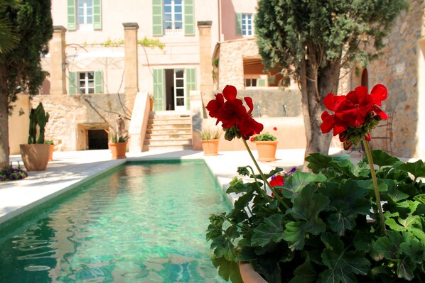 ระเบียง