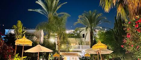 Jardines del alojamiento