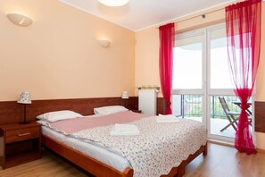 1 bedroom, iron/ironing board, WiFi, bed sheets