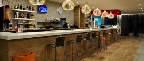 Bar (en la propiedad)