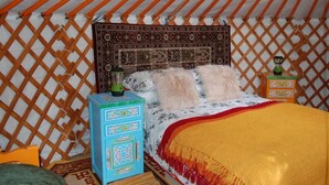 Bed sheets - Pembrokeshire Yurts (Llanfyrnach)