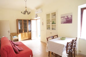 Appartamento, 1 camera da letto | Area soggiorno