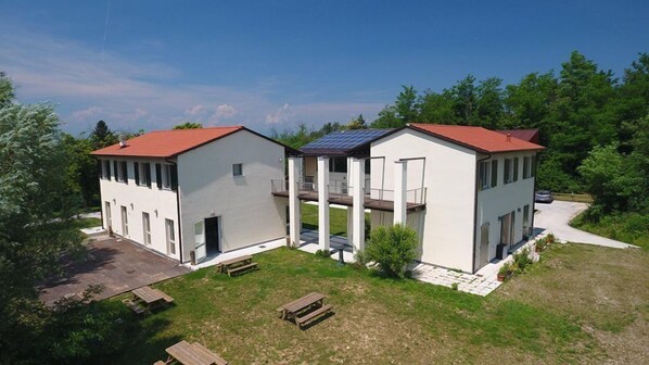 บริเวณภายนอก