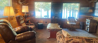 Moose River Resort  - 900 Sq.Ft. Ranch Chalet, Gazebo, Dock