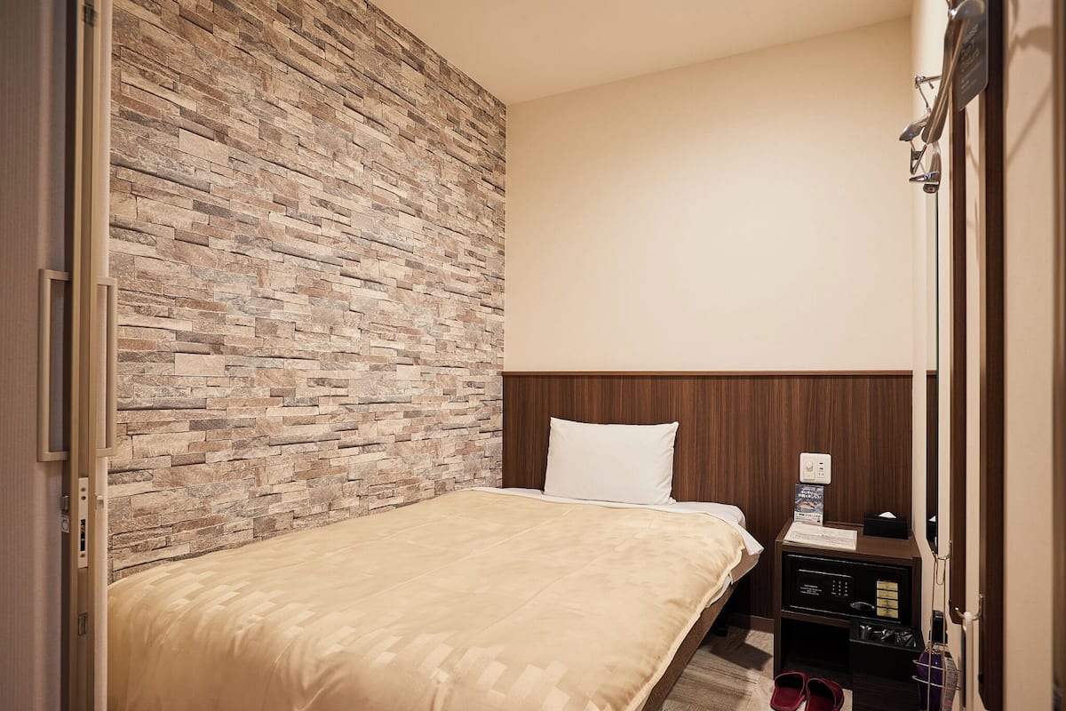 Coffres-forts dans les chambres, Wi-Fi gratuit, draps fournis
