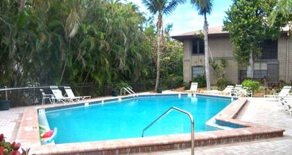 KAUNIS SANIBEL-SAALI CONDO - Äskettäin päivitetty - Monet mukavuudet