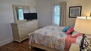 4 bedrooms, iron/ironing board, free WiFi - Beachside Family Getaway! 3 Doors From Beach Access. Fantastic!!!! (Biddeford)