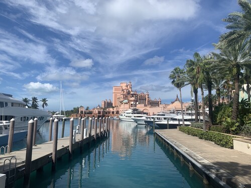 Sunrise Beach Club & Villas - 2 BR sur Paradise Island Beach