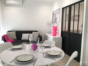 تناول الطعام