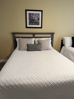 2 Schlafzimmer, Bügeleisen/Bügelbrett, kostenloses WLAN, Bettwäsche