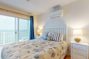 1 bedroom, Internet, bed sheets - Beautiful bayfront condo with WiFi & washer/dryer - near beaches, lighthouses (Truro)