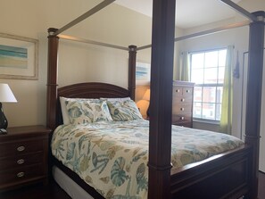 2 bedrooms, memory-foam beds, in-room safe, iron/ironing board