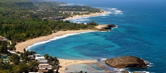 Spacious, attractively decorated 2 BR 1bath gated Apt, 4 Mins to Jobos Beach