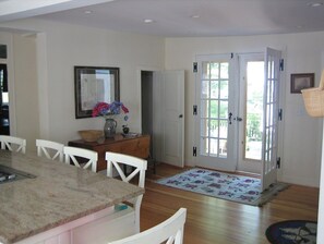 Dining - Historic Sea Captains Home in Nantucket! Perfect for Large Groups and Families (Nantucket)