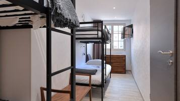 3 chambres, fer et planche Ă  repasser, Wi-Fi gratuit, draps fournis