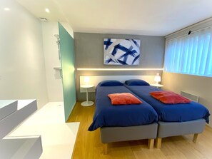 3 chambres, fer et planche à repasser, Wi-Fi gratuit, draps fournis
