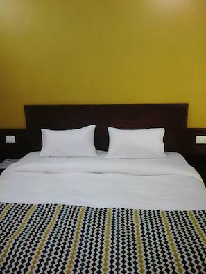 Rollaway beds, free WiFi