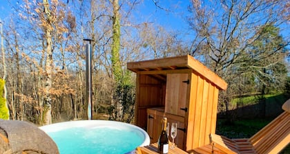 GĂźte dans les bois - SPA nordique & Nature