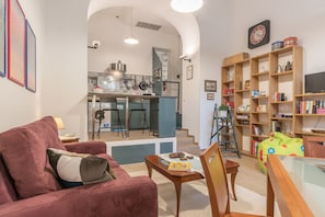 Apartment, 1 Schlafzimmer | Wohnbereich | Flachbildfernseher