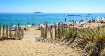 Maison au bord de la mer