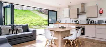 City Apartments Monkbar Mews