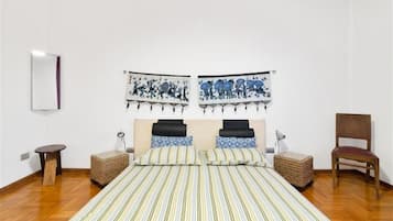 Apartment, 2 Bedrooms | 2 bedrooms, free WiFi, bed sheets