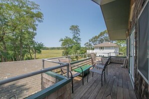 Terrace/patio - Waterfront w/ views on Blackfish Creek! (Wellfleet)