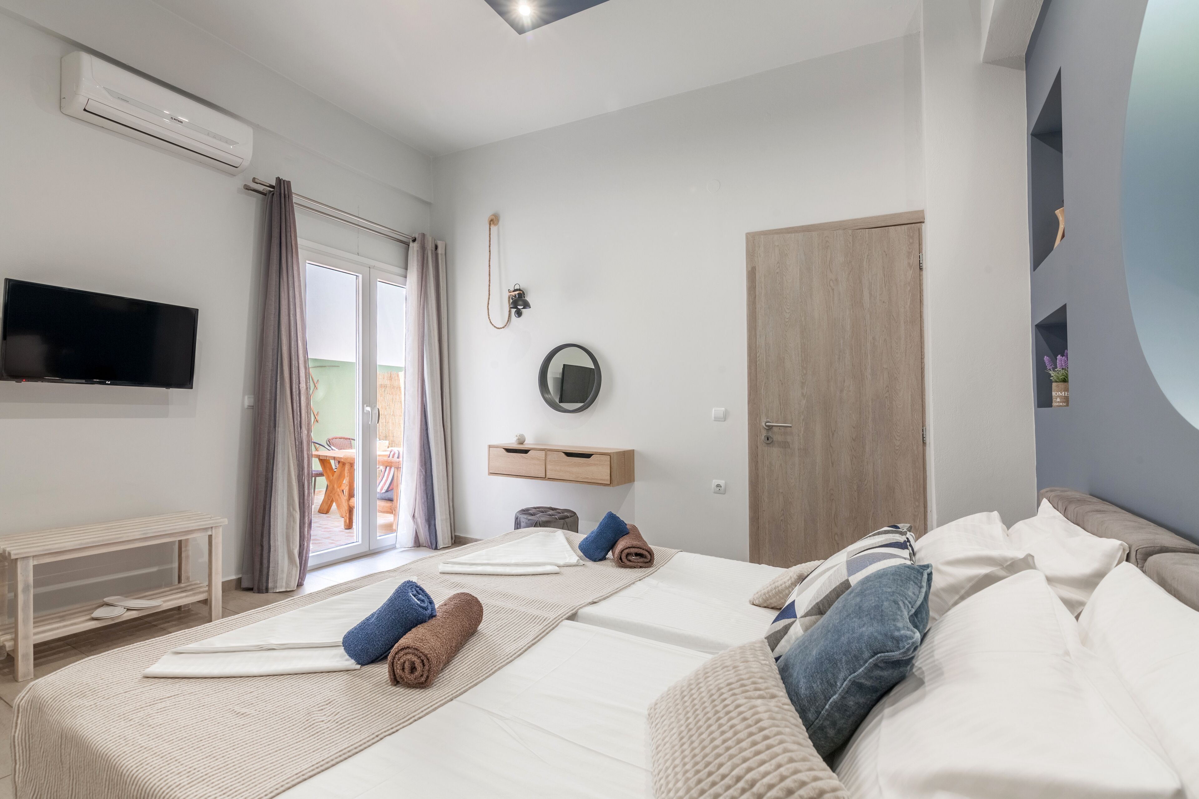 1 chambre, fer et planche à repasser, Wi-Fi gratuit, draps fournis