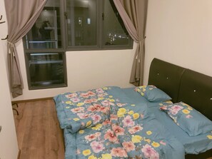 3 bedrooms, iron/ironing board, WiFi, wheelchair access