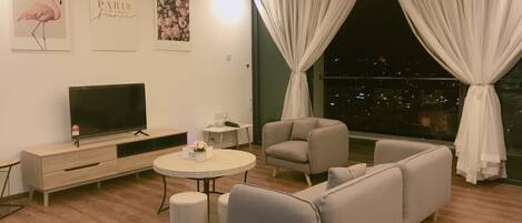 Televisión de pantalla plana