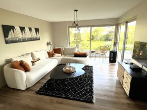 TV, DVD player - House 200m from the sea in BENODET - 4 bedrooms: all on foot! (Bénodet)