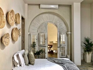 5 chambres, fer et planche à repasser, Wi-Fi, literie fournie