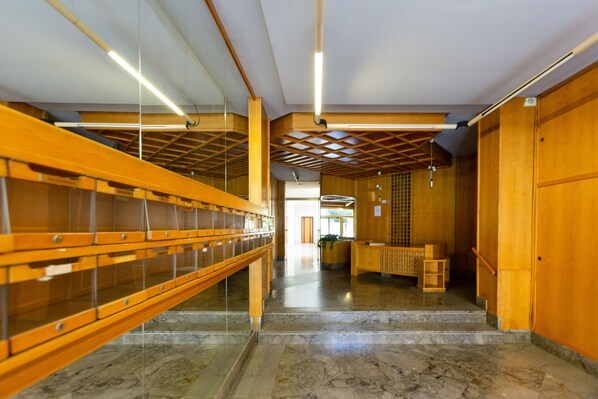 Interior entrance - Palermo Ariosto Studio (Palermo)