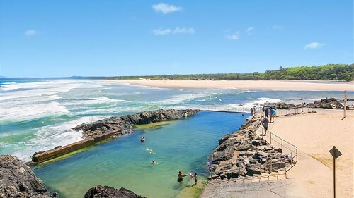 Banksia is a lovely two bedroom townhouse situated right on the edge of Murray's Beach.