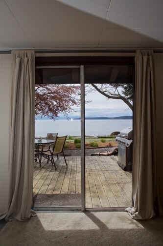 Epic Ocean View Property ..Steps from the Beach..Sleeps 16