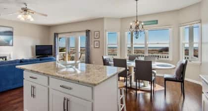 Vau!!! Täydellinen OCEAN Rintama näköalalla. Kaikki uudet keittiöt ja mukavuudet !!!!