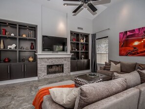 Smart TV, fireplace - Luxury North Scottsdale Home Near Kierland With Pool! (Scottsdale)