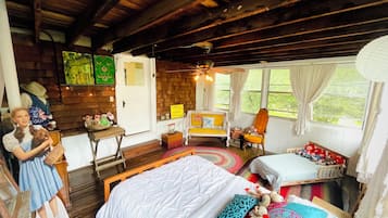 4 habitaciones, escritorio, tabla de planchar con plancha y wifi gratis