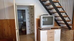 Unclassified image, 4 of 30, button - A whole holiday house with a garden in Fonyód for 2-10 persons (Fonyód)