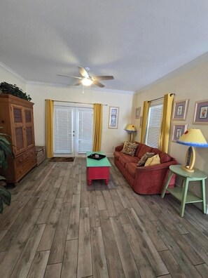 Smart TV - Key West - Stock Island (Key West)